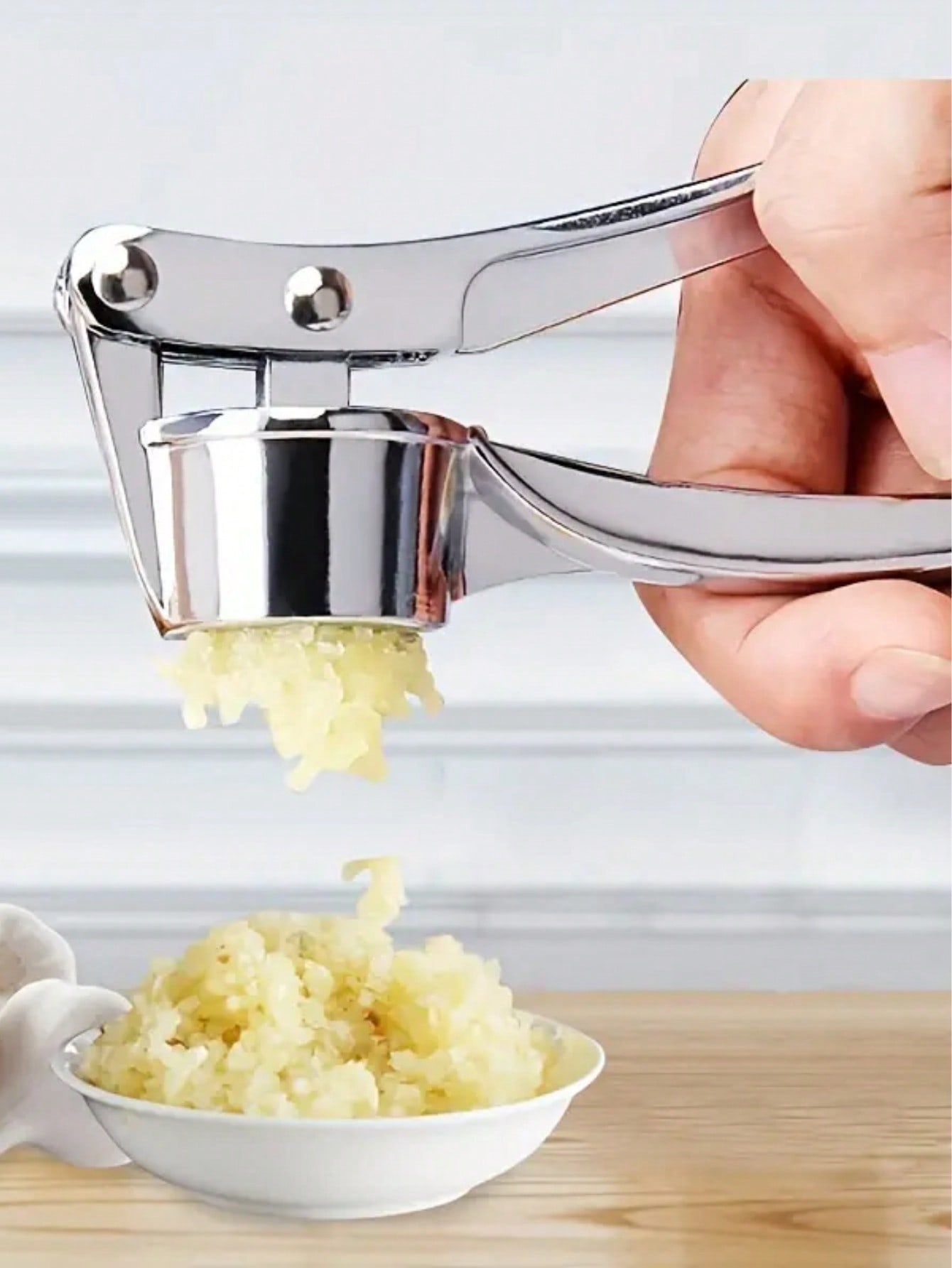 مكبس ثوم يدوي من الفولاذ المقا - مراجعة Kitchen Appliances Packages وسعره