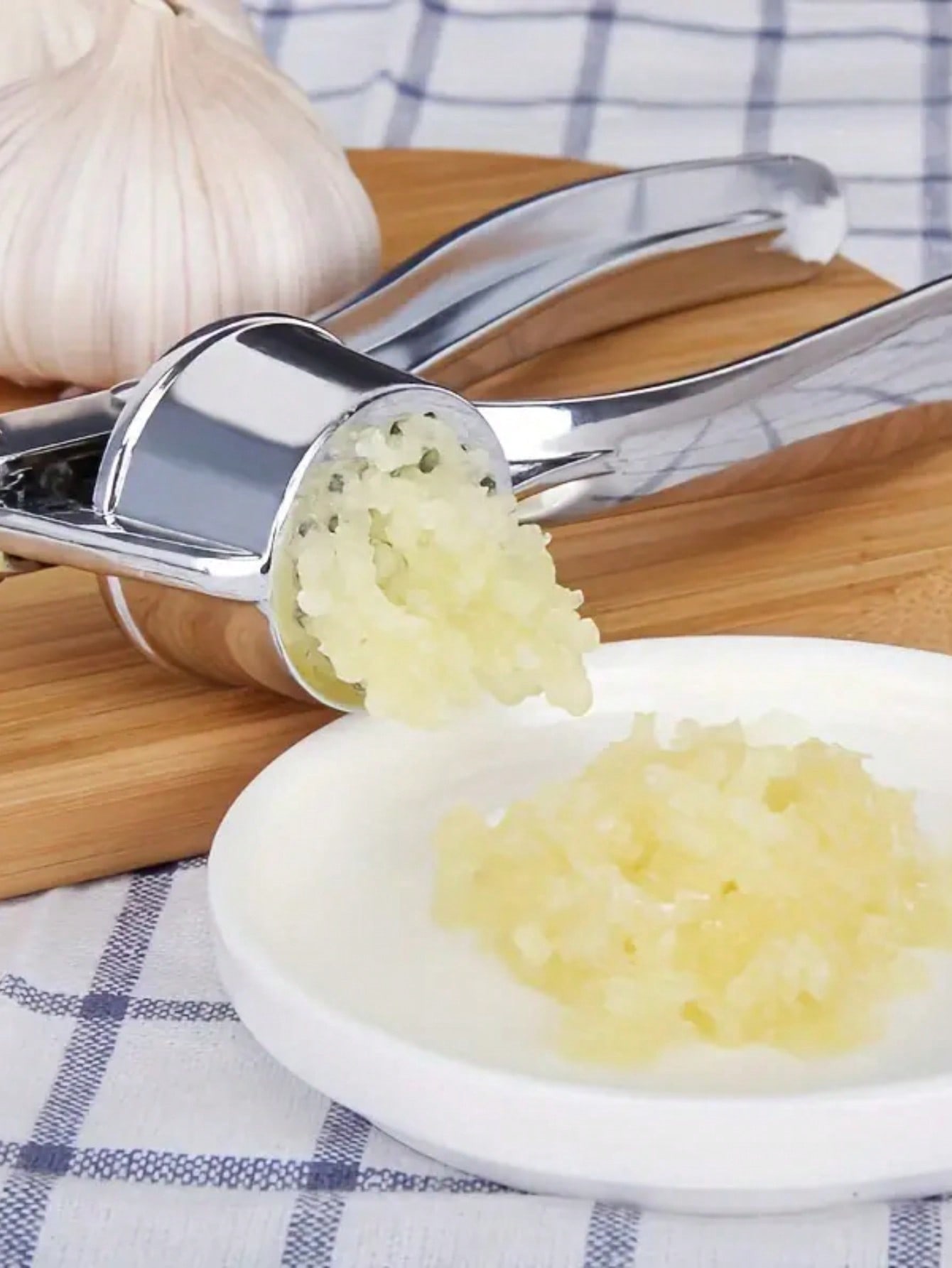 مكبس ثوم يدوي من الفولاذ المقا - مراجعة Kitchen Appliances Packages وسعره